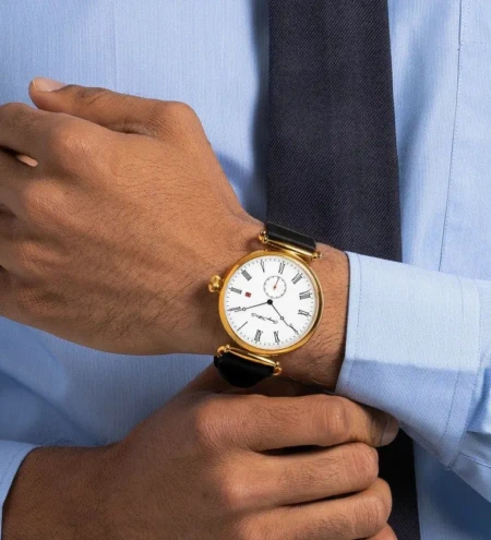 what wrist to wear watch